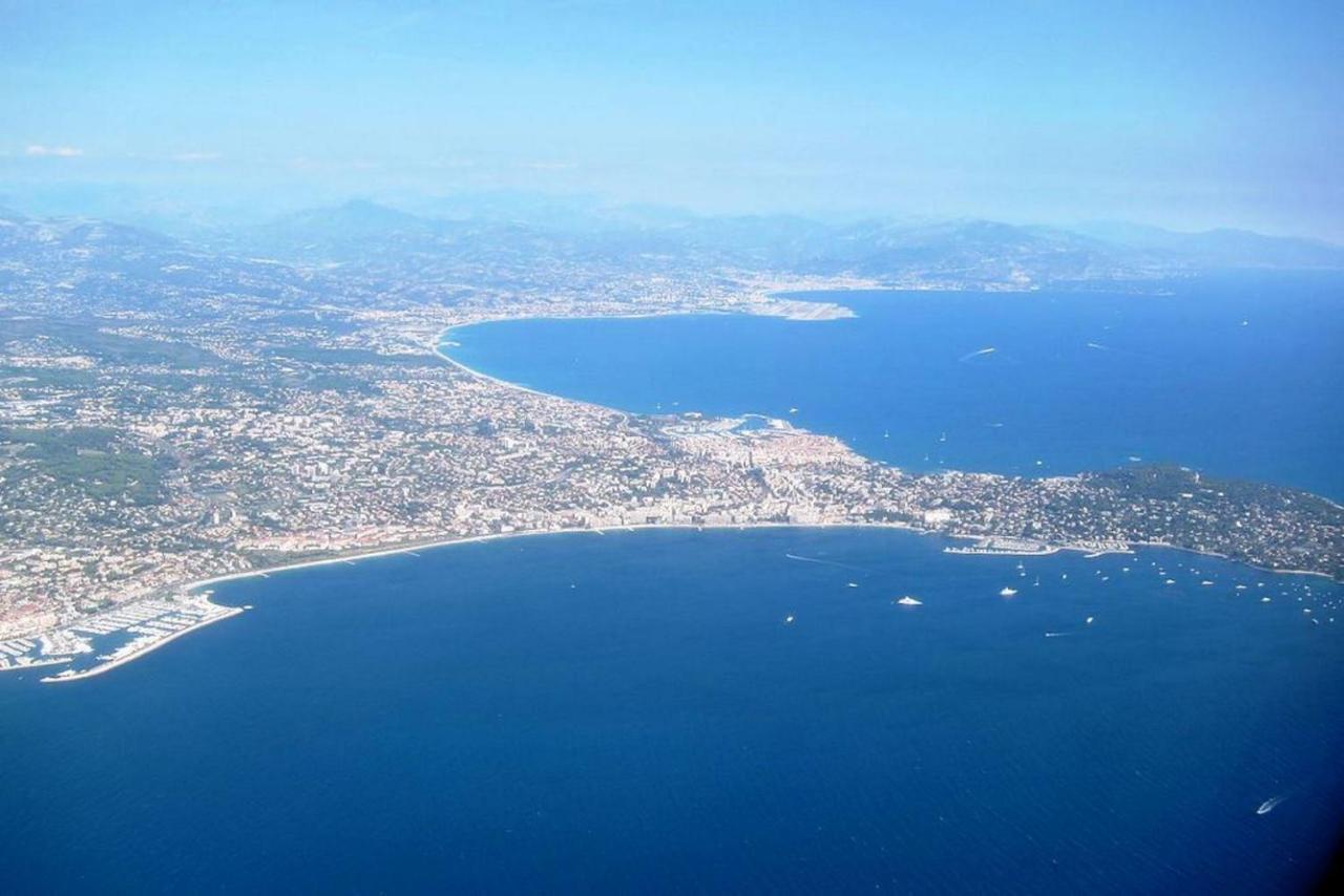 Crew Lighthouse Pansiyon Antibes Dış mekan fotoğraf